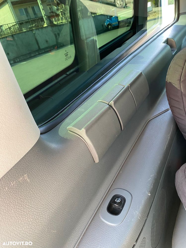 Mercedes-Benz Viano - 11