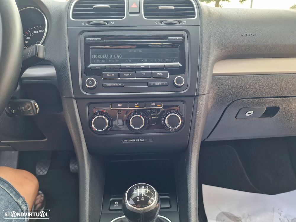 VW Golf 1.6 TDi Style - 11