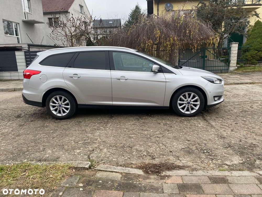 Ford Focus 1.5 EcoBoost STart-Stopp-System Titanium - 4