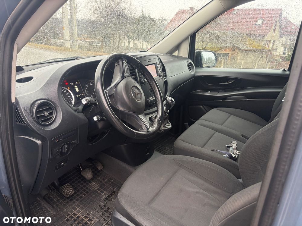 Mercedes-Benz Vito - 10
