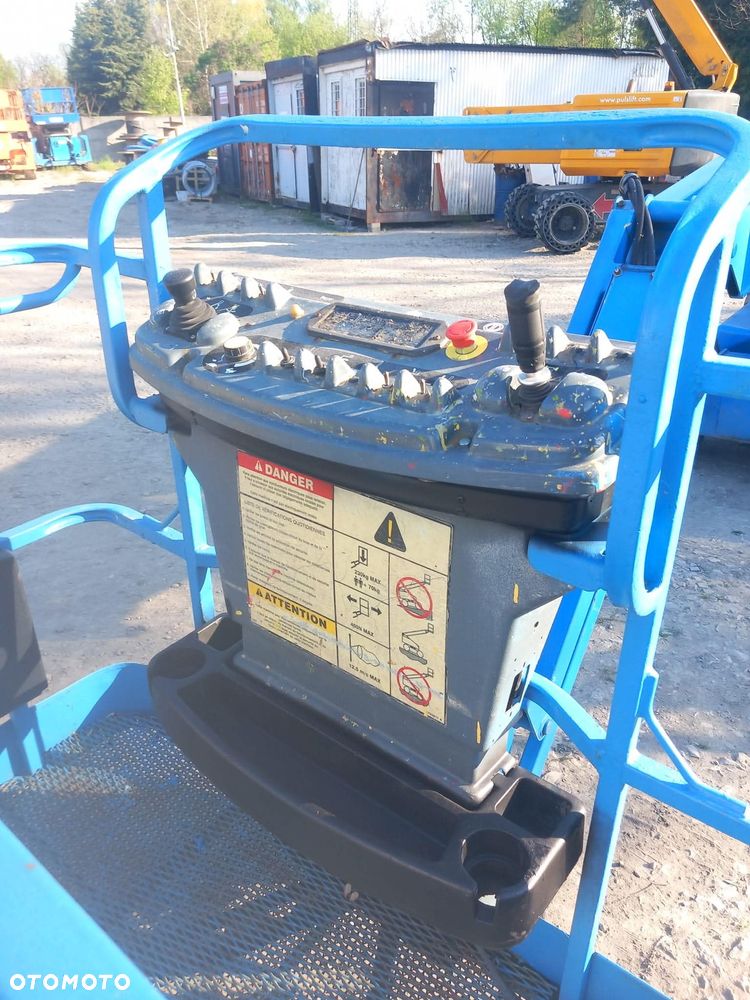 JLG E450AJ - 4