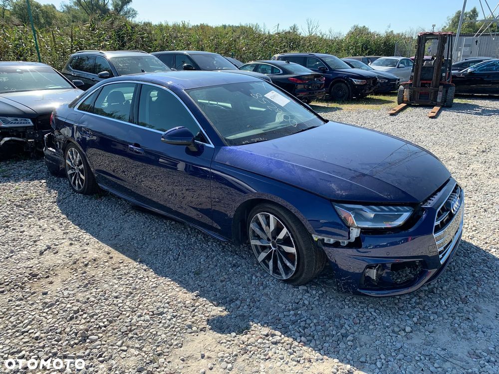 Audi A4 Limousine - 4