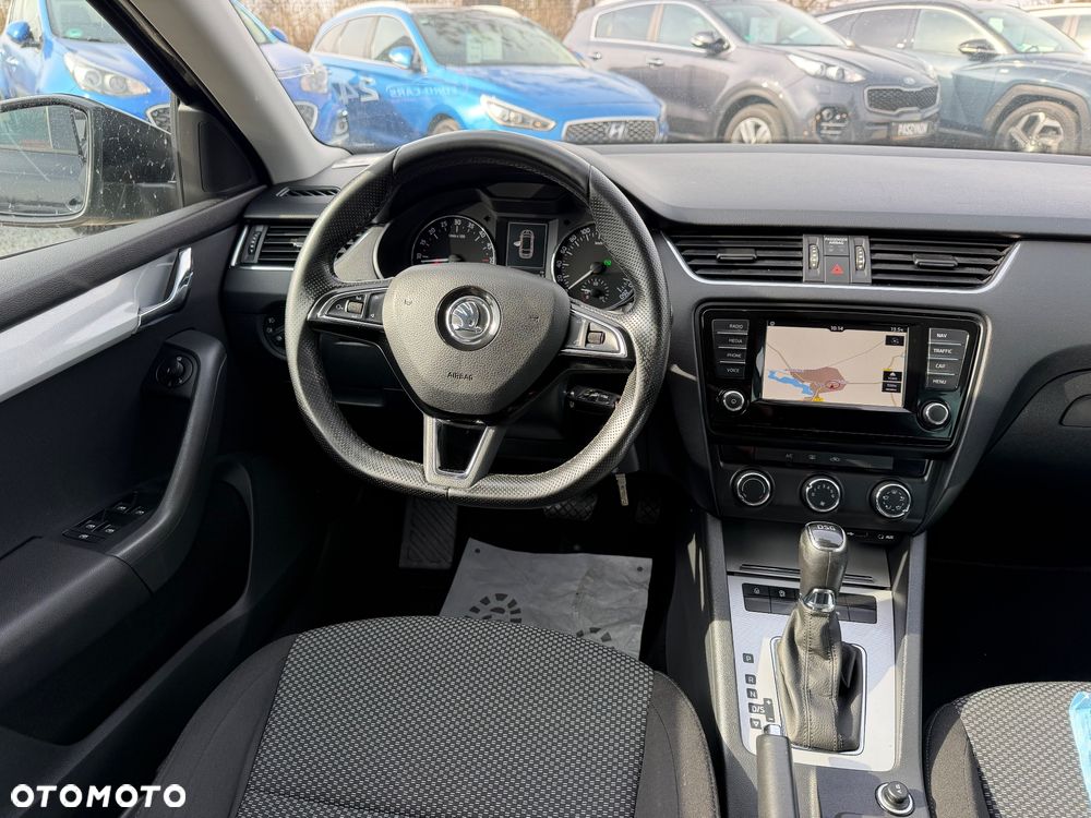 Skoda Octavia 2.0 TDI DSG Ambition - 12