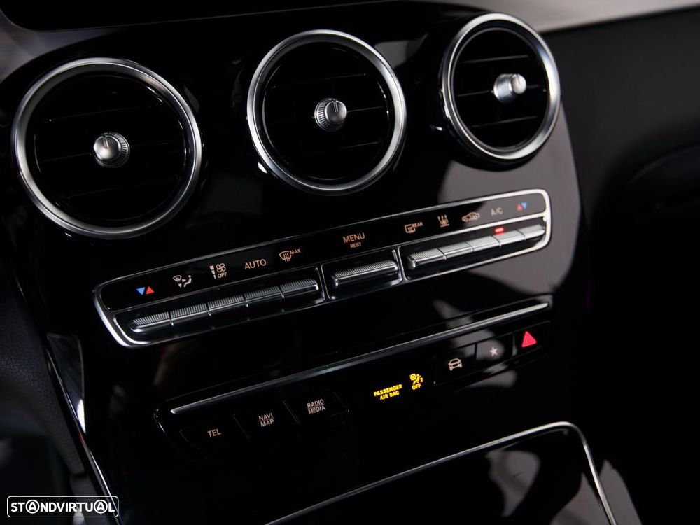 Mercedes-Benz GLC 300 de 4Matic - 26
