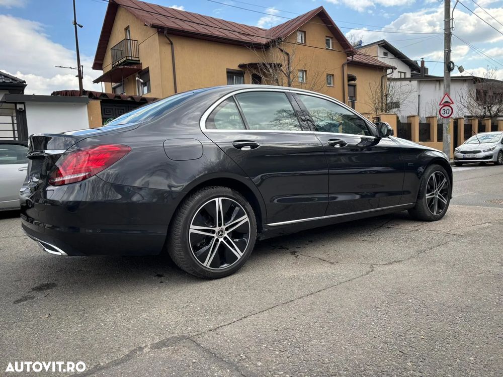 Mercedes-Benz C 300 e 9G-TRONIC Avantgarde - 5