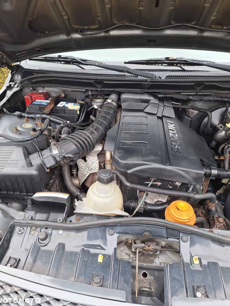 Suzuki Grand Vitara 1.9 DDiS De luxe - 8