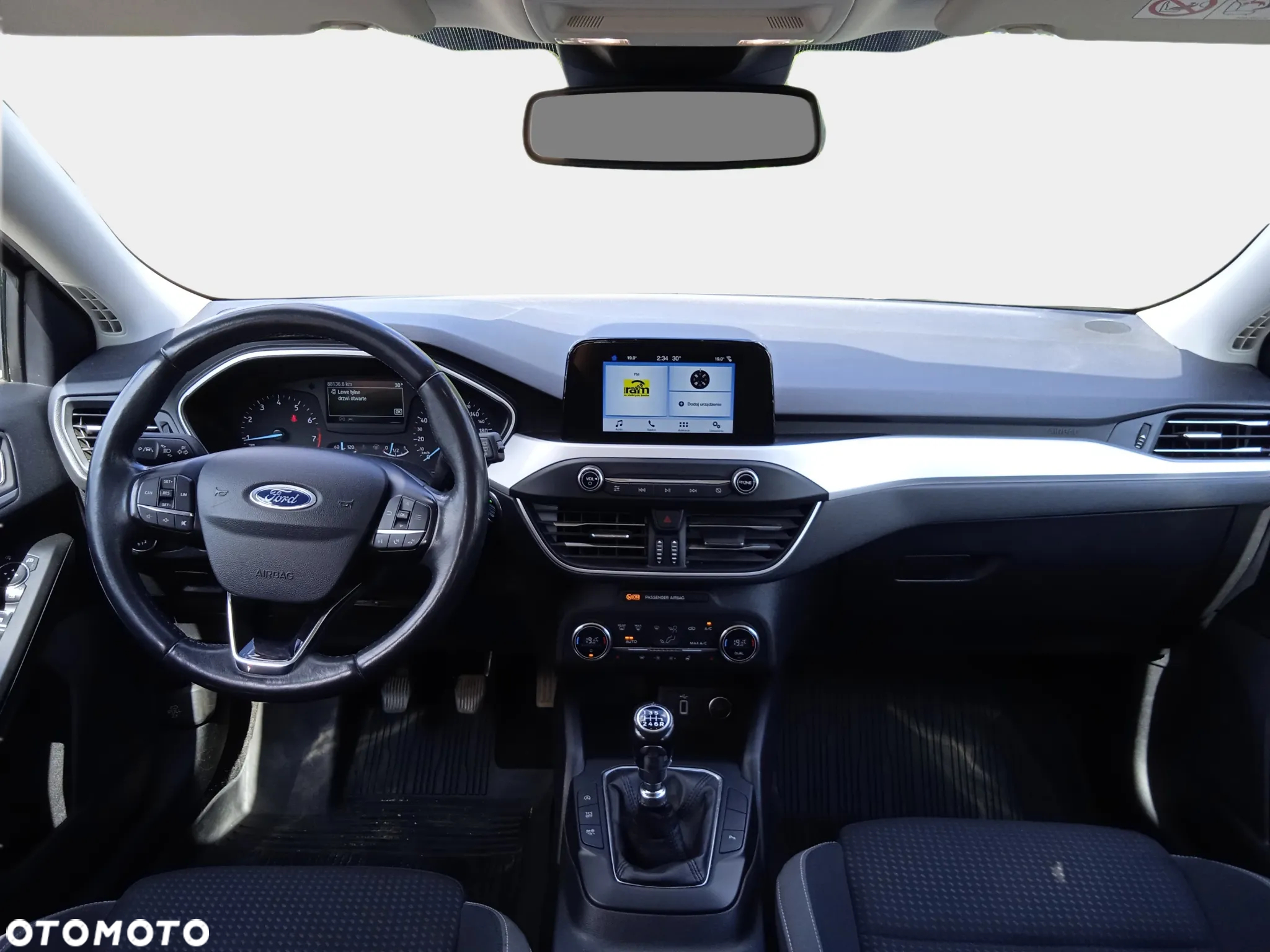Ford Focus 1.0 EcoBoost Trend Edition - 12