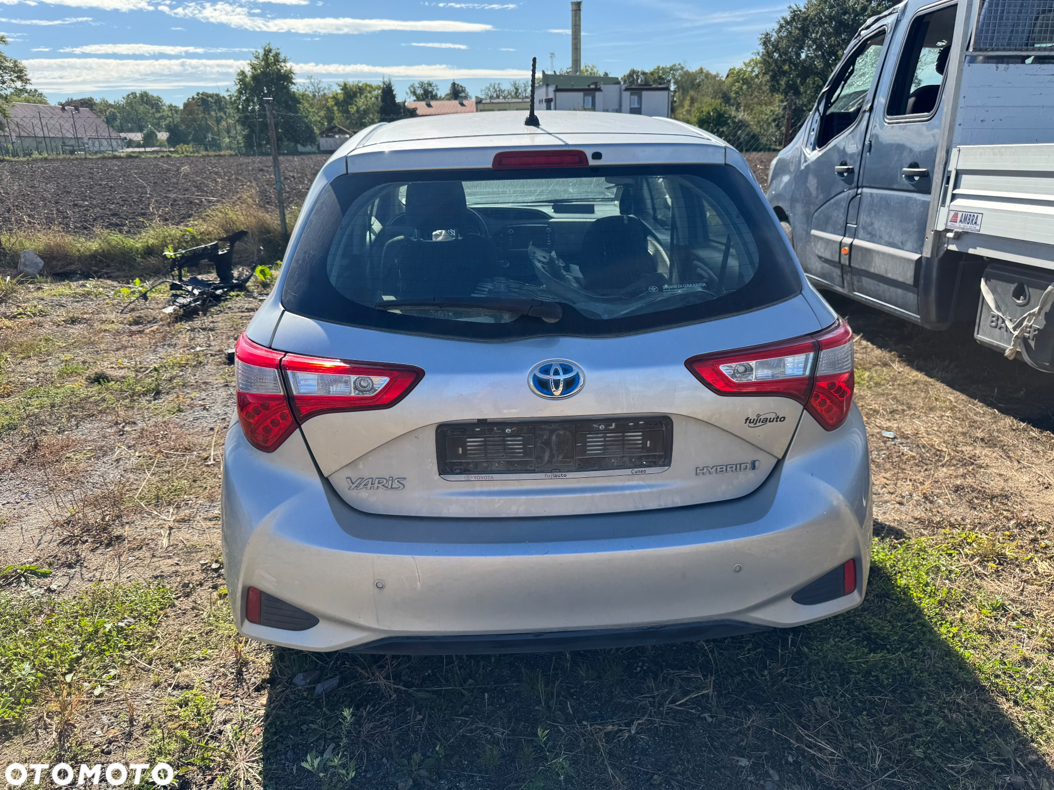 Toyota Yaris Hybrid 100 Active EU6 - 8