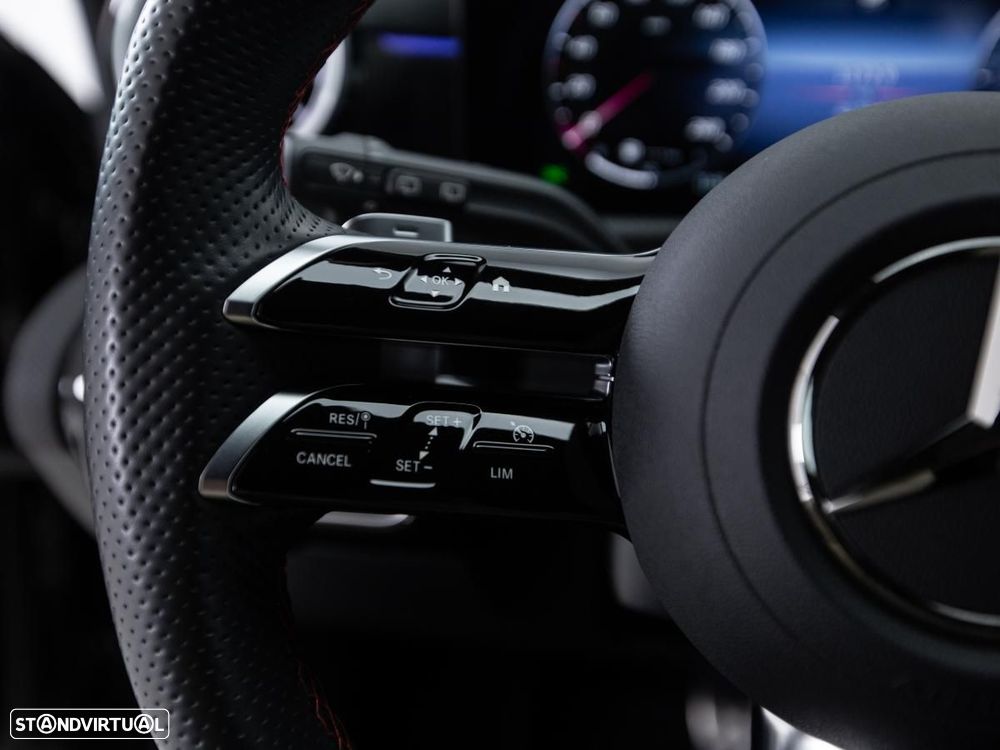 Mercedes-Benz CLA 180 d Shooting Brake AMG Line Aut. - 18