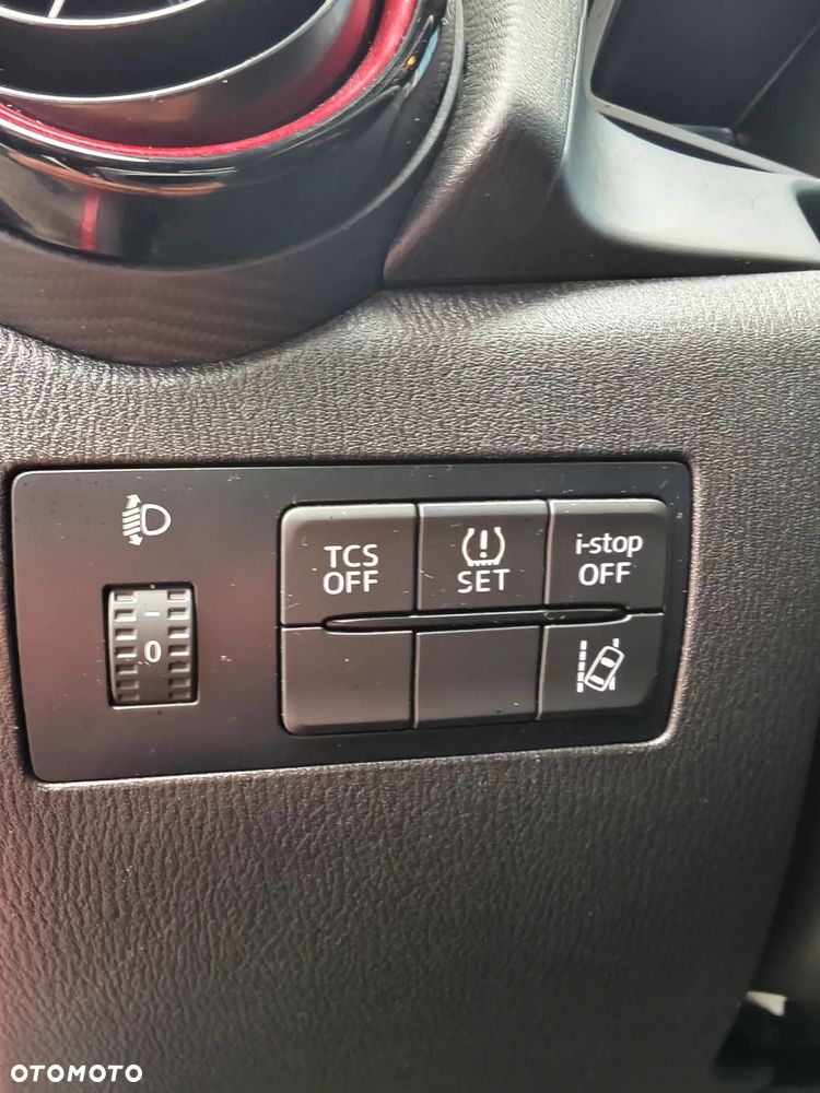 Mazda CX-3 SKYACTIV-G 120 FWD Center-Line - 18