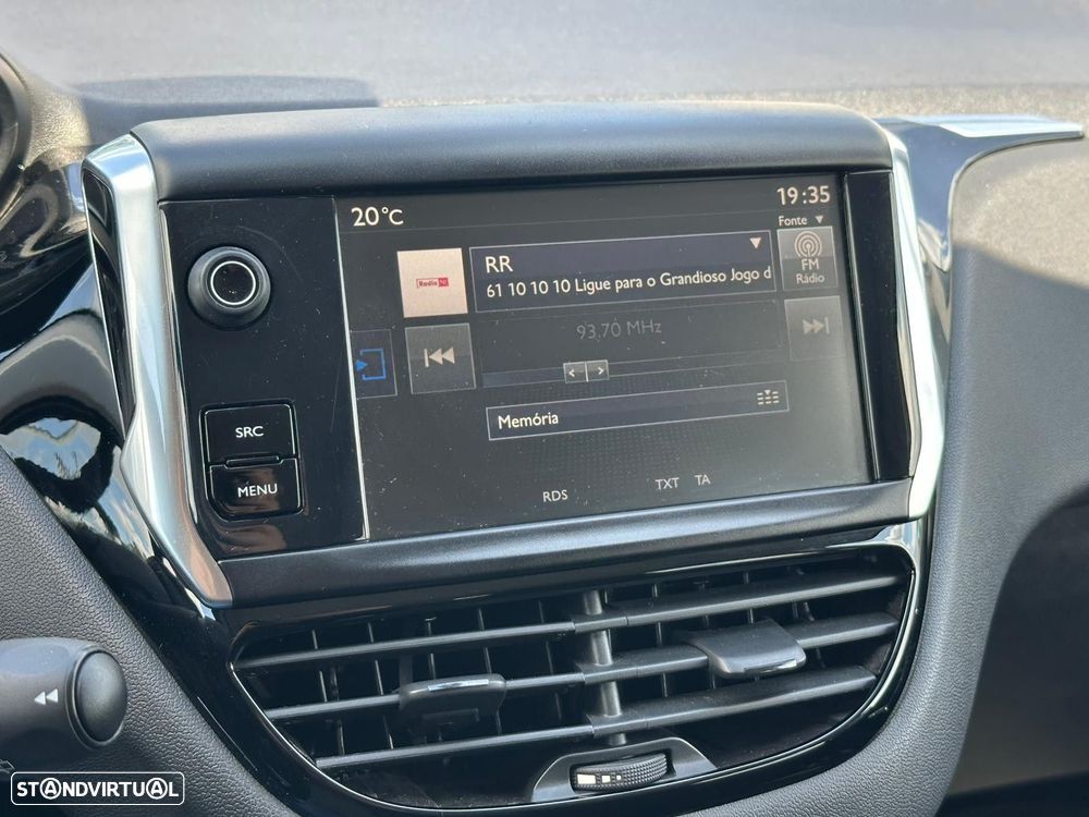 Peugeot 208 1.2 PureTech Style - 15