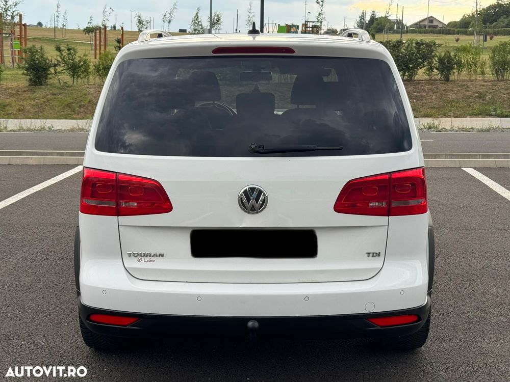Volkswagen Touran Cross 1.6 TDI - 13