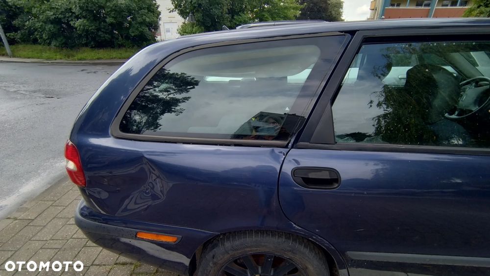 Volvo V40 2.0 - 10