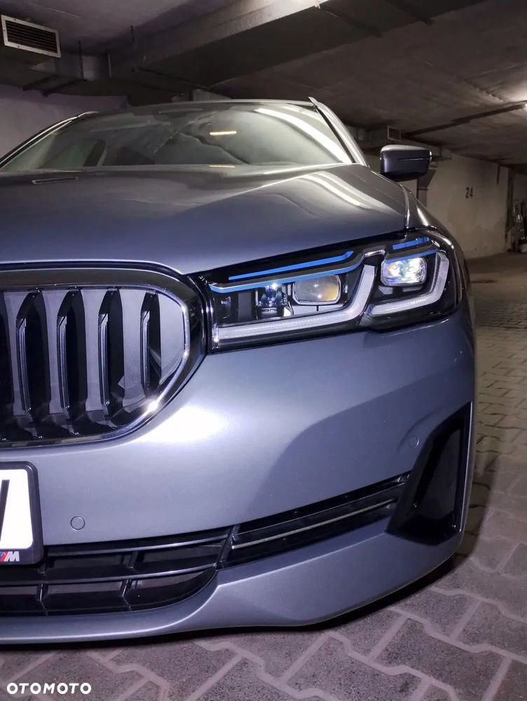 BMW Seria 5 520d - 39