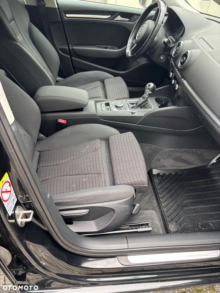 Audi A3 Sportback 2.0 TDI S tronic Ambiente - 15