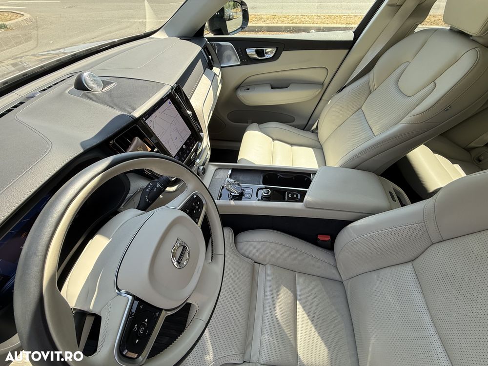 VOLVO XC60 2023 — imagine 14