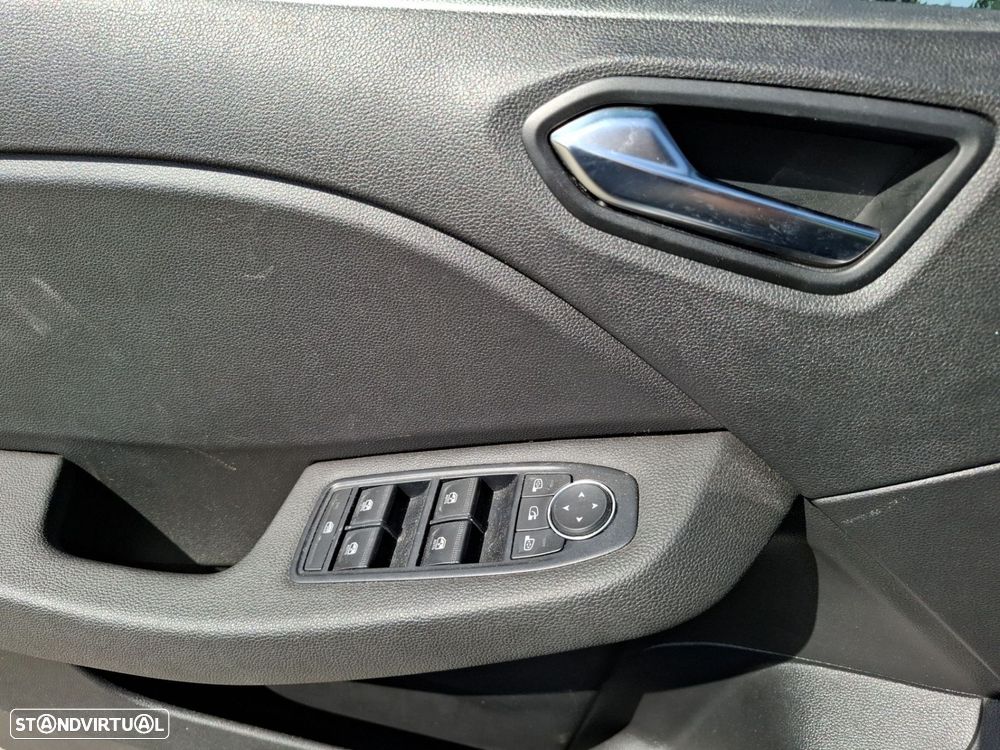 Renault Clio 1.0 TCe Evolution Bi-Fuel - 22