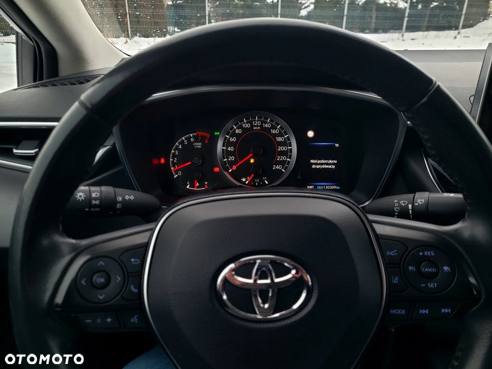 Toyota Corolla 1.6 Comfort - 10