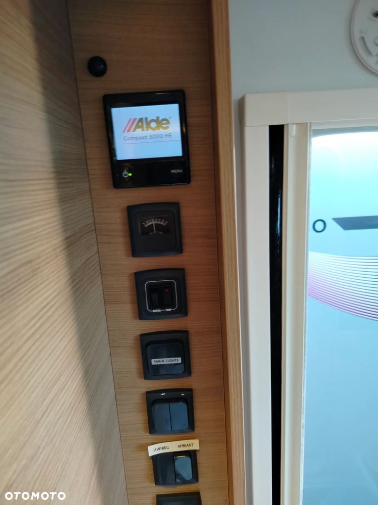 Adria Adora Thames 613UT - 32