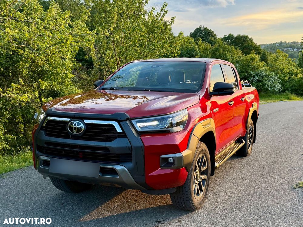 Toyota Hilux 2.8D 204CP 4x4 Double Cab AT Invincible - 2
