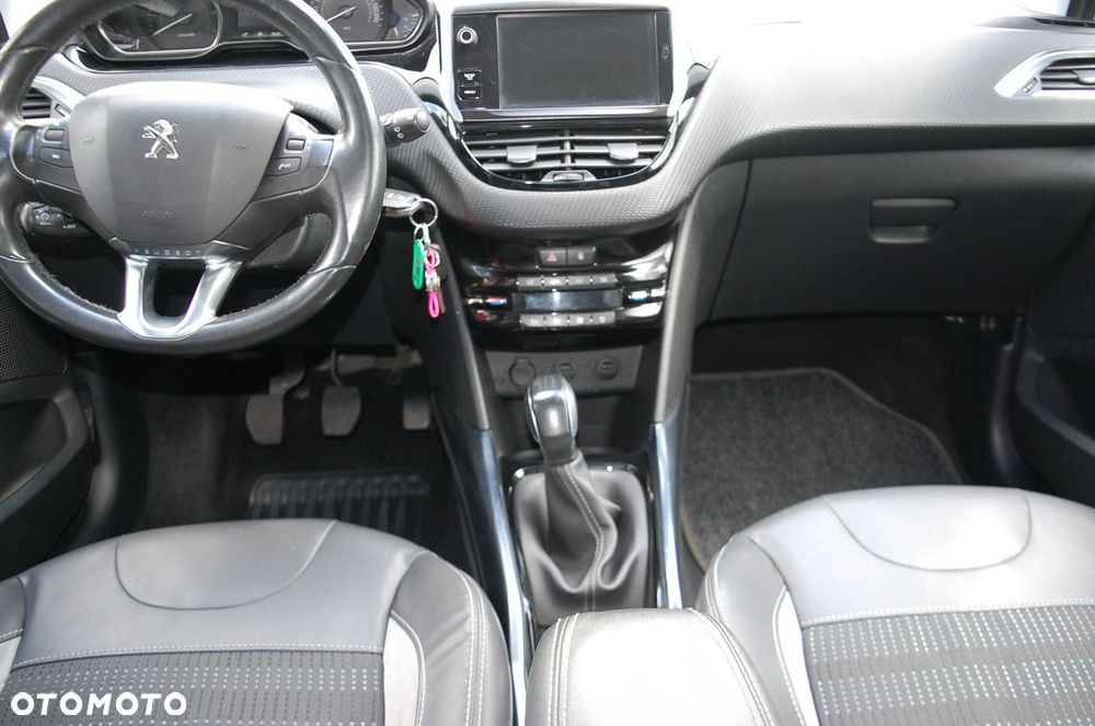 Peugeot 2008 - 6