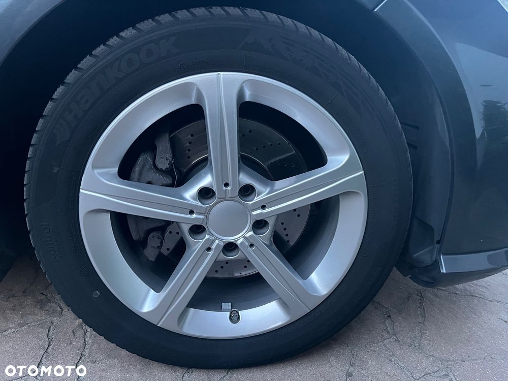 Mercedes-Benz Klasa E 250 CDI 7G-TRONIC Avantgarde - 19