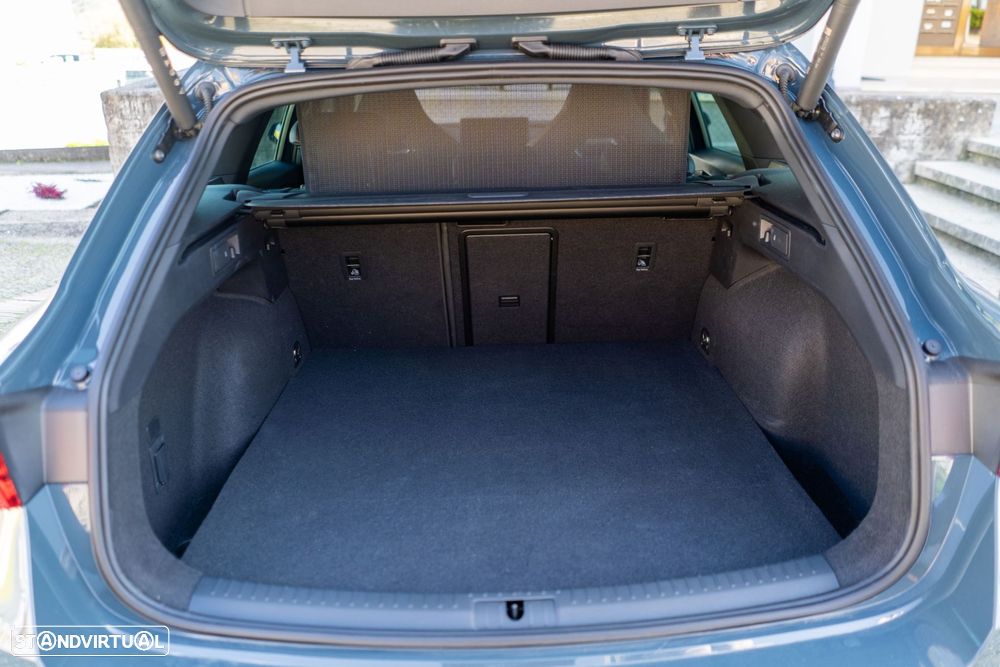 Cupra Leon ST 1.5 e-Hybrid VZ DSG - 52