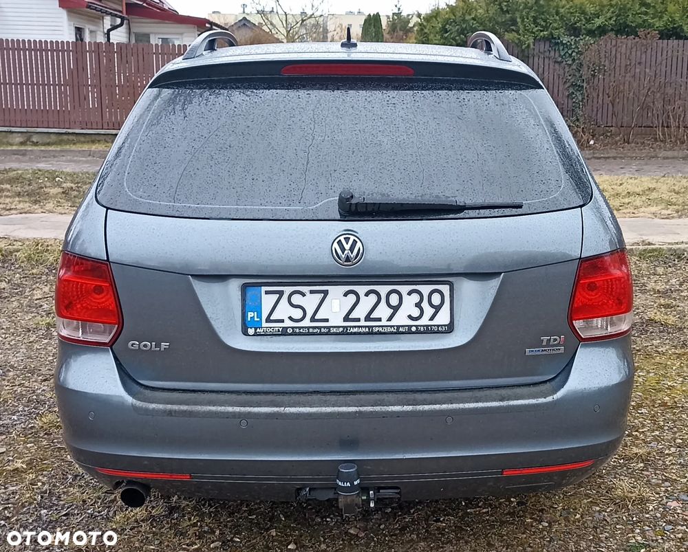 Volkswagen Golf 1.6 TDI DPF BlueMotion Technology Comfortline - 4