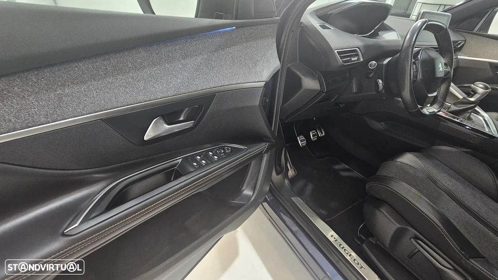 Peugeot 5008 1.5 BlueHDi GT Line - 28