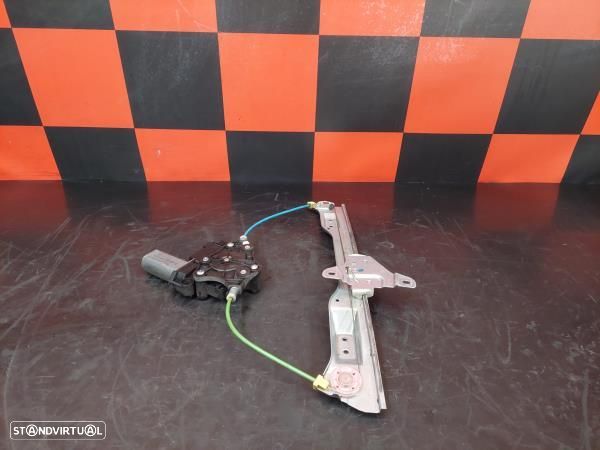 Elevador Frente Direito Electrico Opel Corsa D (S07) - 1