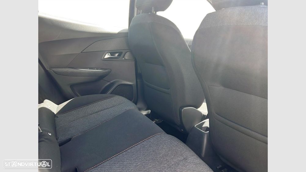 Peugeot 2008 1.2 PureTech Style — fotografia 16