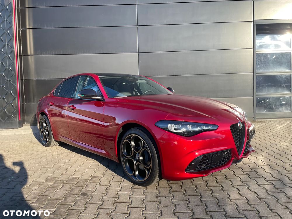 Alfa Romeo Giulia 2.0 Turbo Intensa Q4 - 4