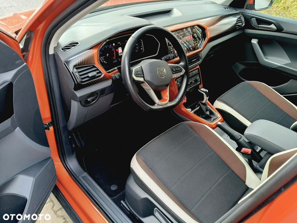 Volkswagen T-Cross - 11