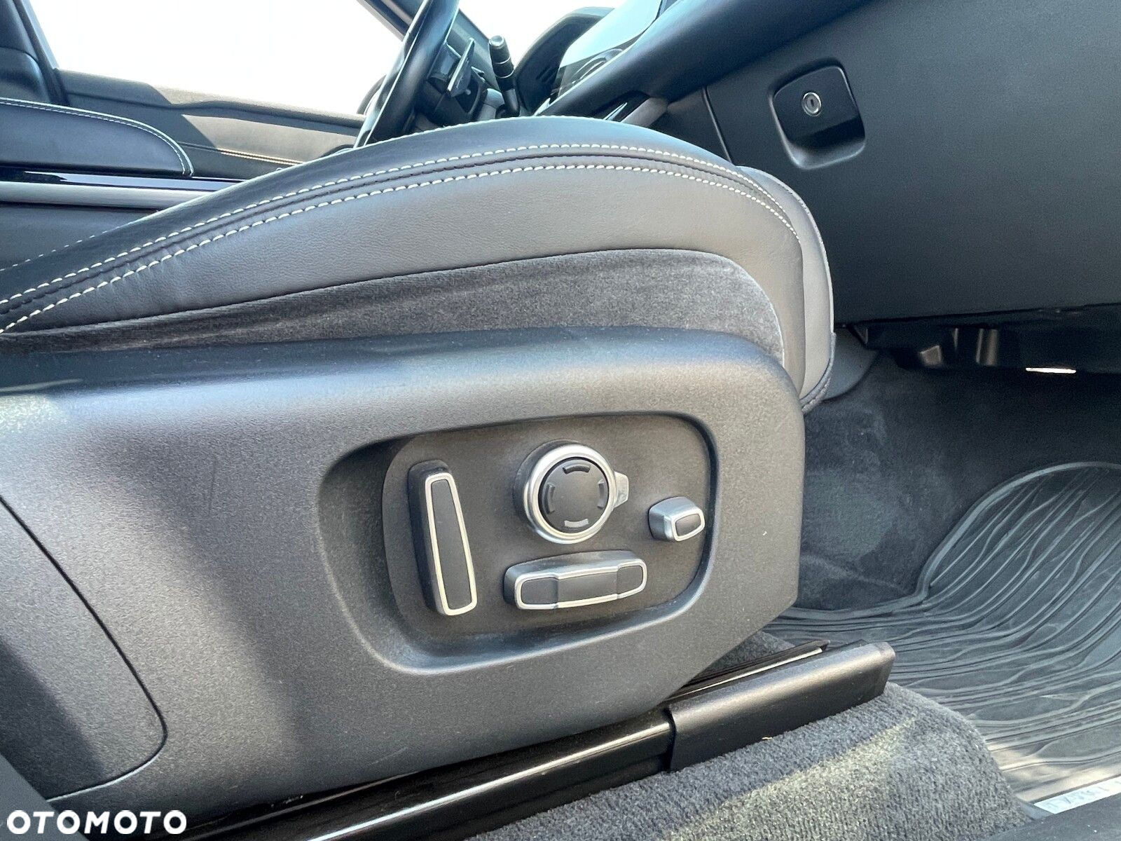 Land Rover Range Rover Velar - 18