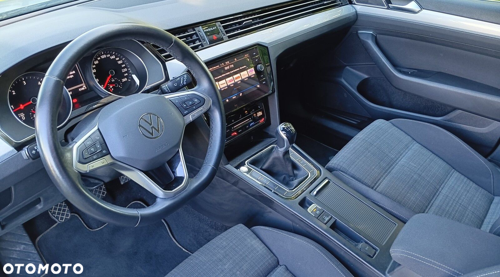 Volkswagen Passat 2.0 TDI EVO Business - 12