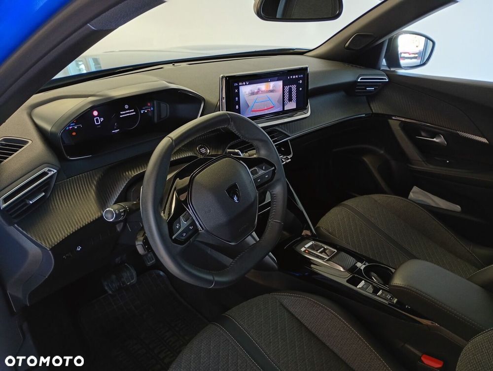Peugeot 2008 1.2 PureTech Allure S&S EAT8 - 28