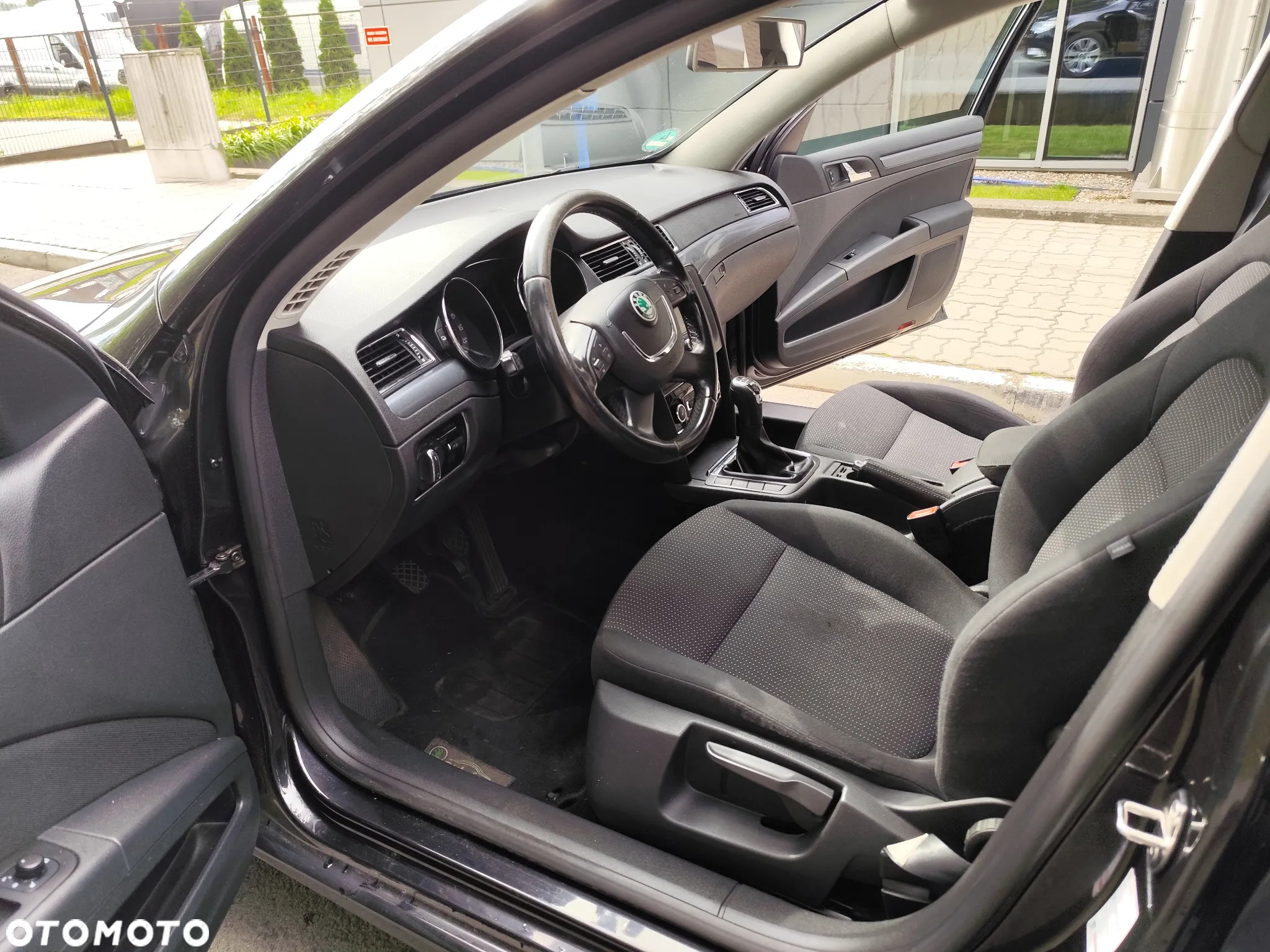 Skoda Superb 2.0 TDI Business - 11