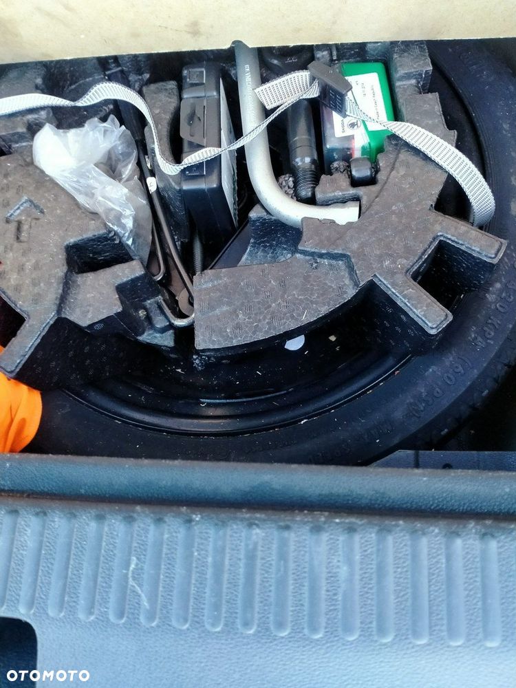 Skoda Octavia 2.0 TDI RS DSG - 34