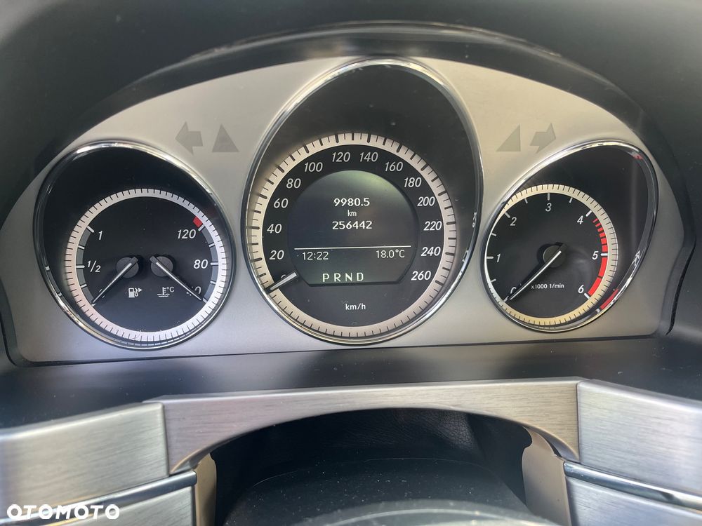 Mercedes-Benz GLK 350 CDI DPF 4Matic 7G-TRONIC - 10