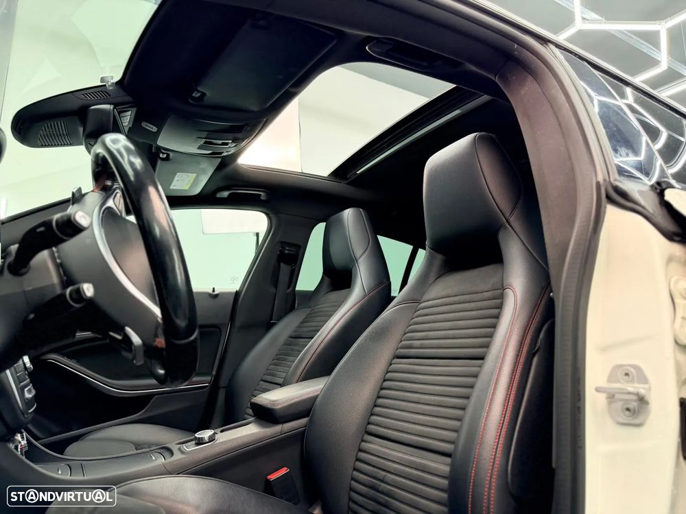 Mercedes-Benz CLA 220 Shooting Brake (CDI) d 4Matic 7G-DCT AMG Line - 21