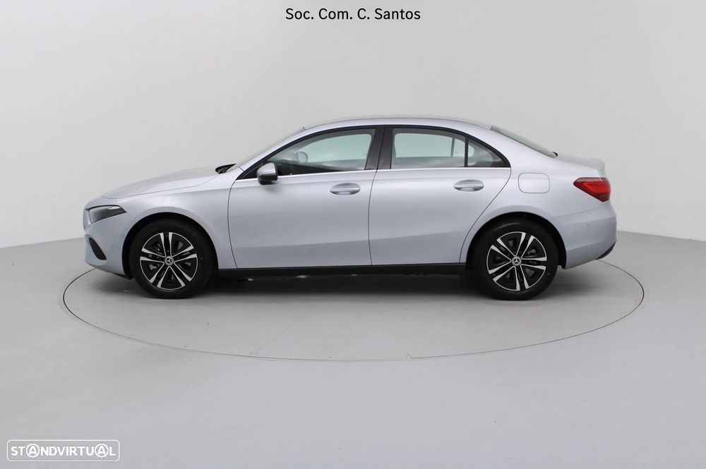 Mercedes-Benz A 250 Limousine e - 9
