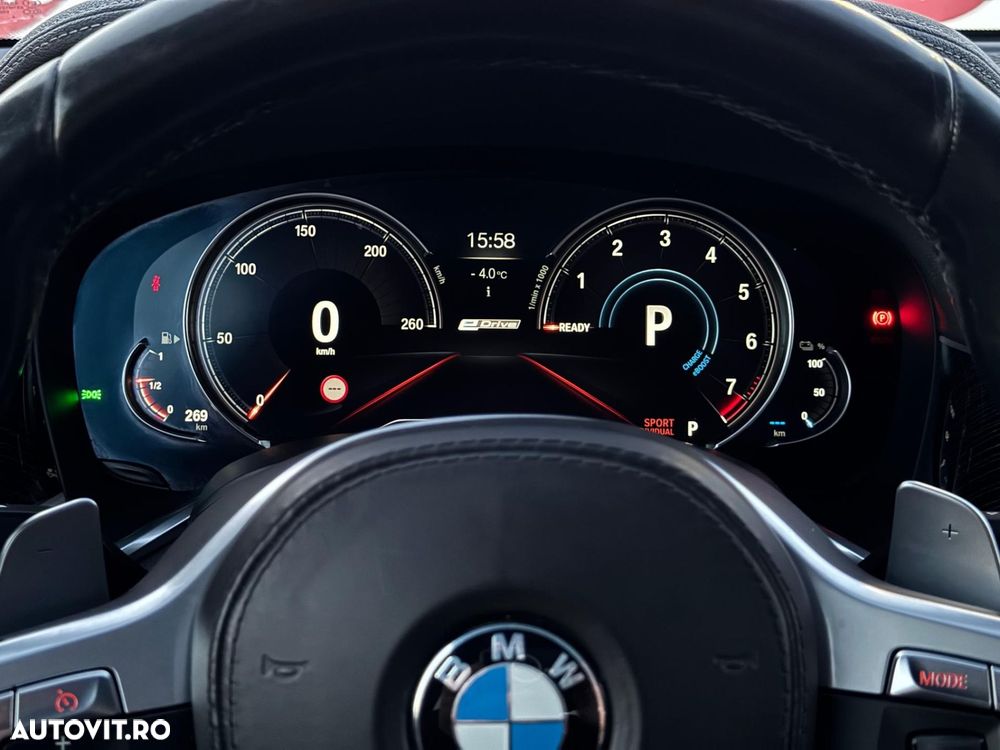 BMW Seria 7 740e iPerformance - 25