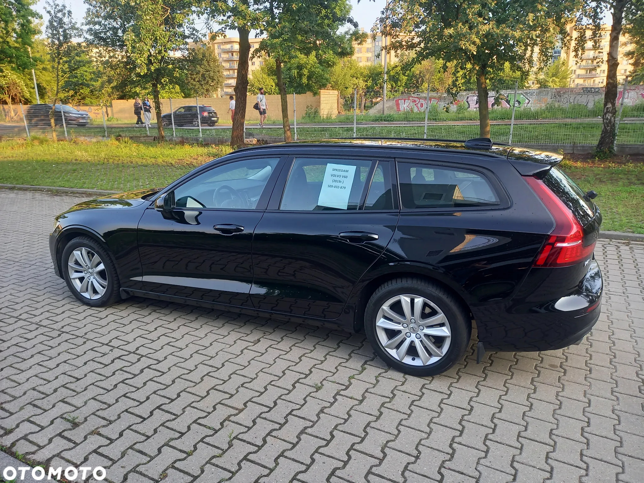 Volvo V60 D4 Momentum - 8