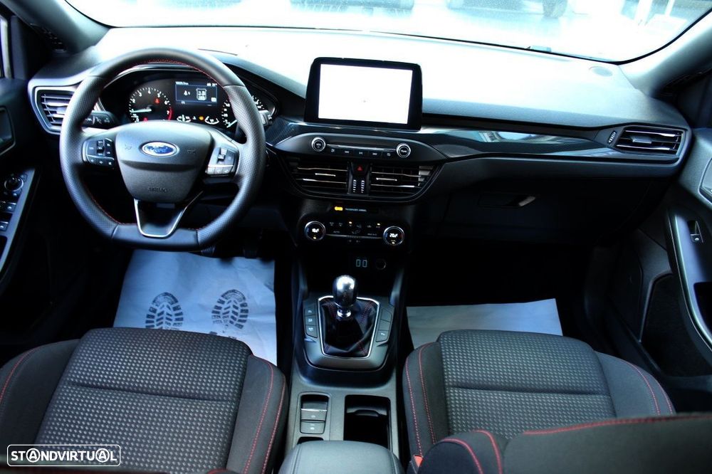 Ford Focus 1.0 EcoBoost MHEV ST-Line - 7