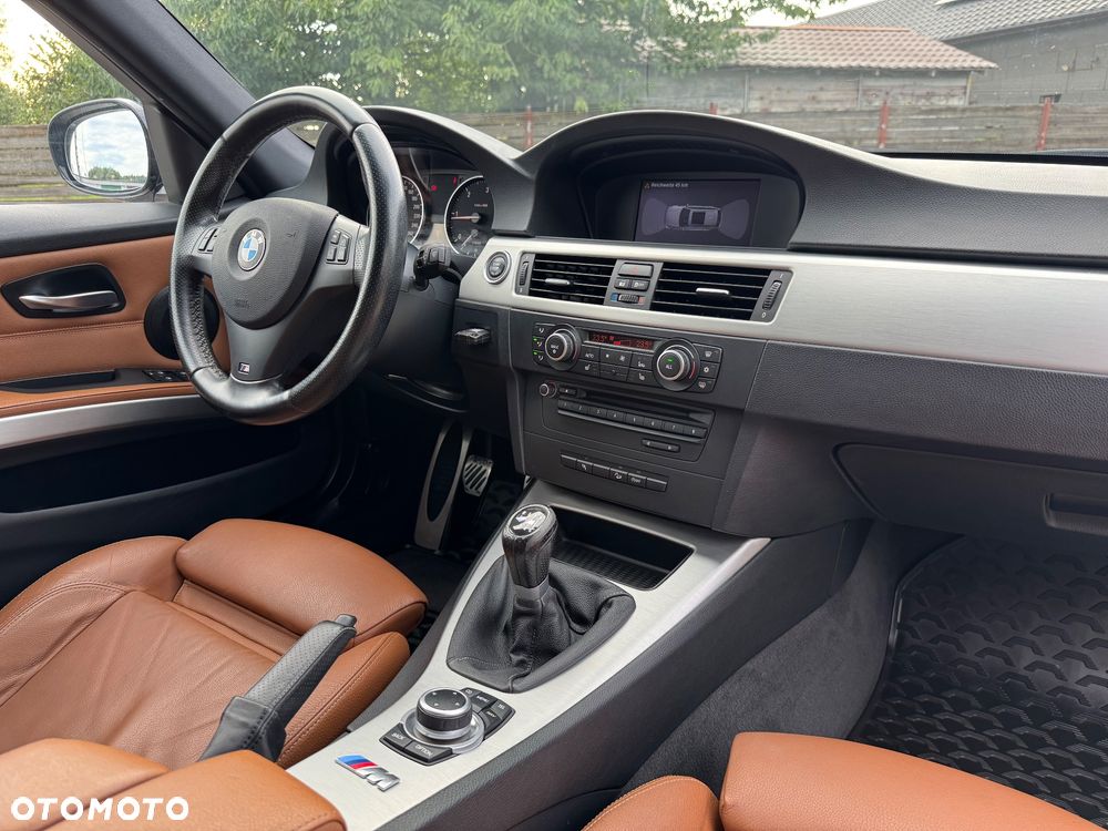 BMW Seria 3 320d xDrive DPF Edition Sport - 18