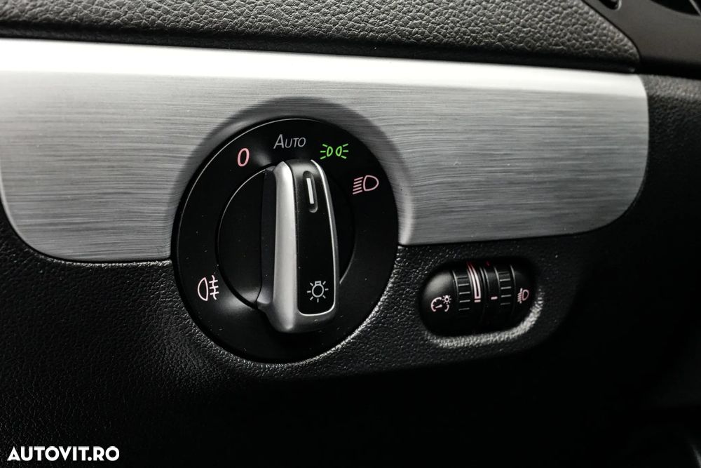 Volkswagen Jetta - 22