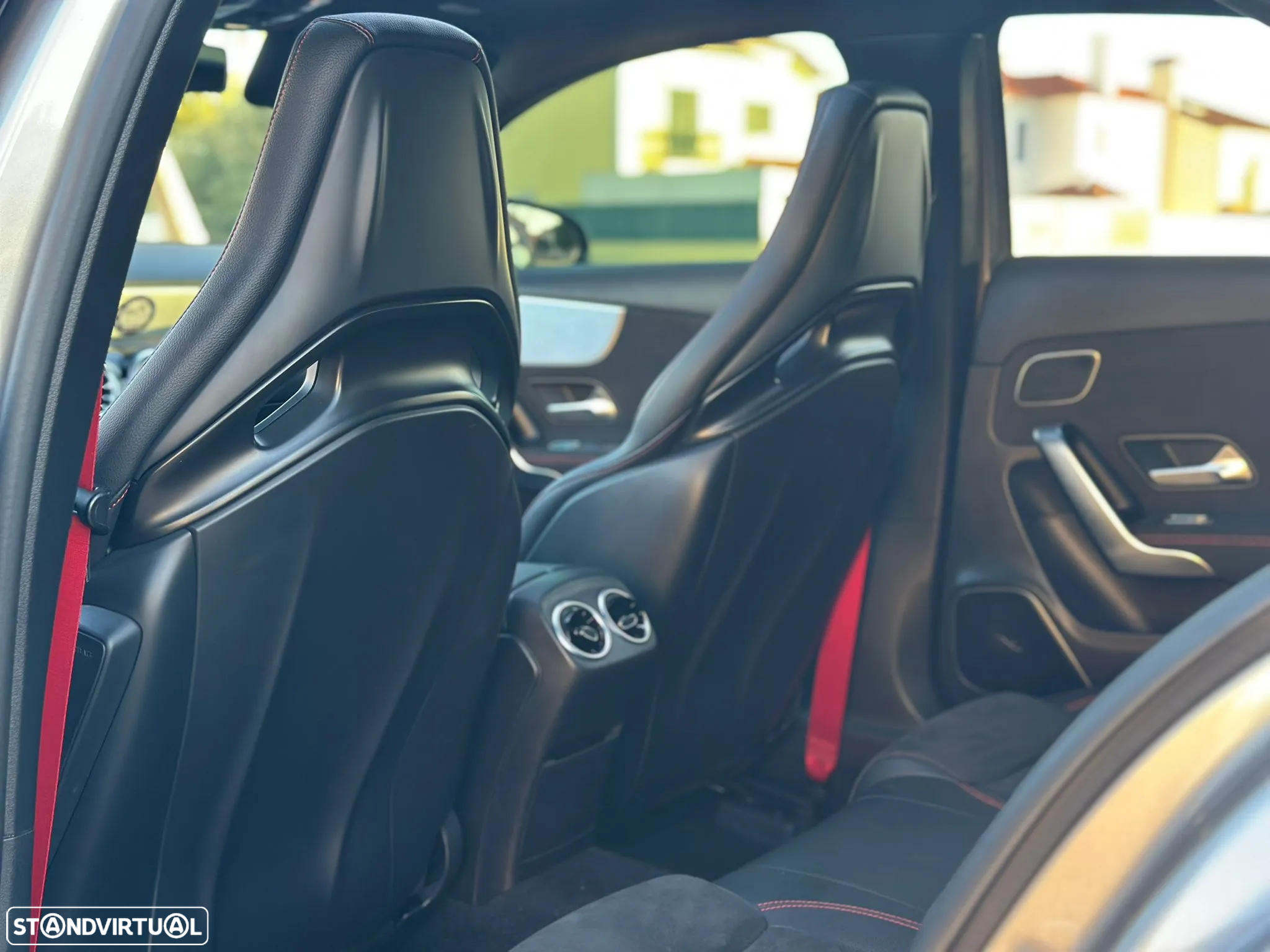 Mercedes-Benz A 35 AMG Limousine 4Matic Speedshift DCT 8G - 20