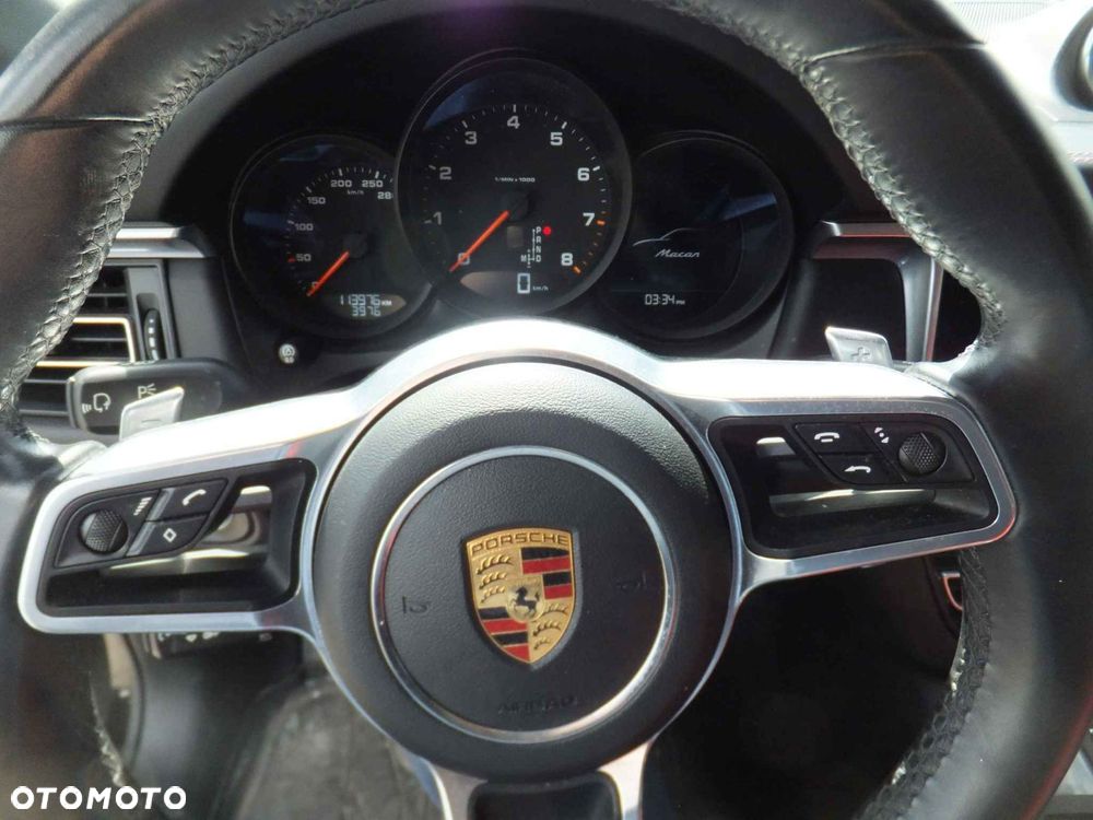 Porsche Macan PDK - 13