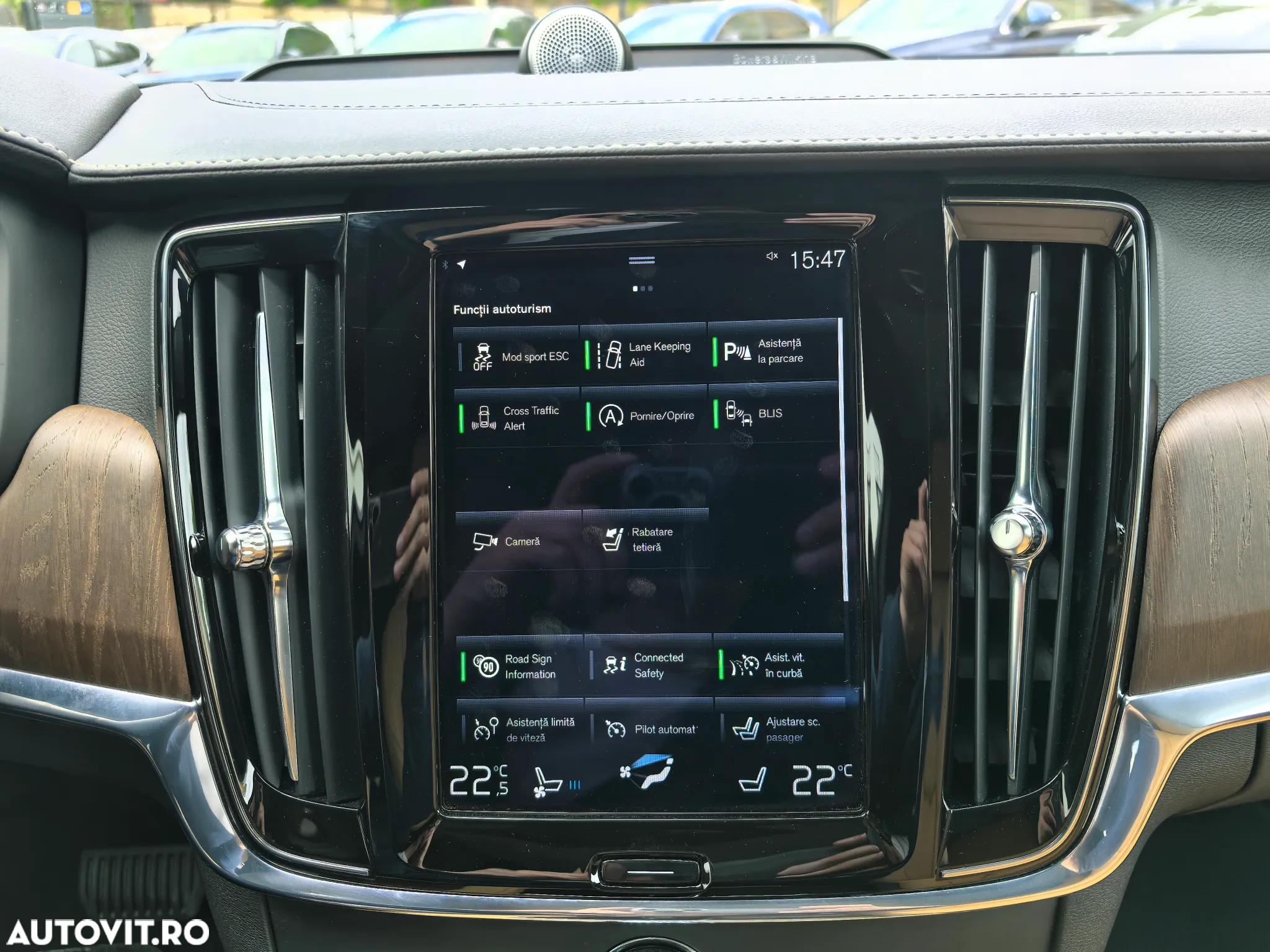 Volvo V90 Cross Country B4 D AWD Ultimate - 30