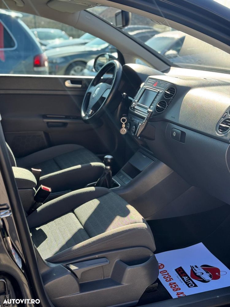 Volkswagen Golf - 12